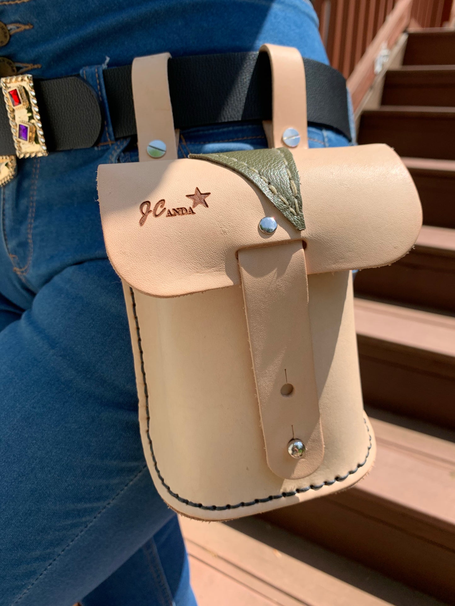 JCAnda Belt Bag: Conqueror